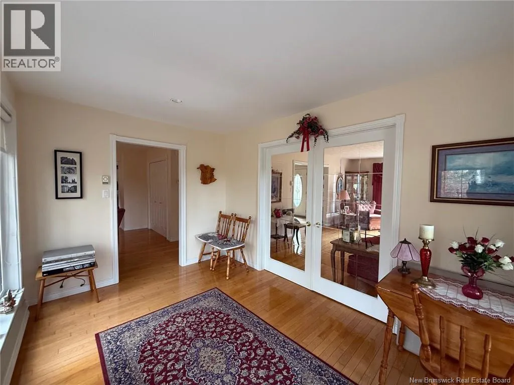 81 Woodland Hill