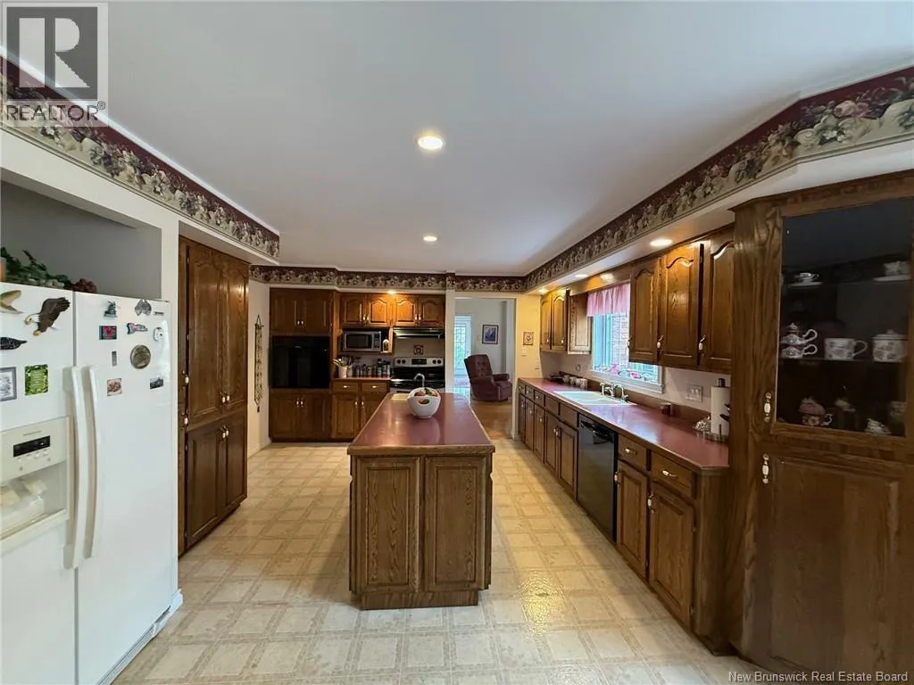 81 Woodland Hill