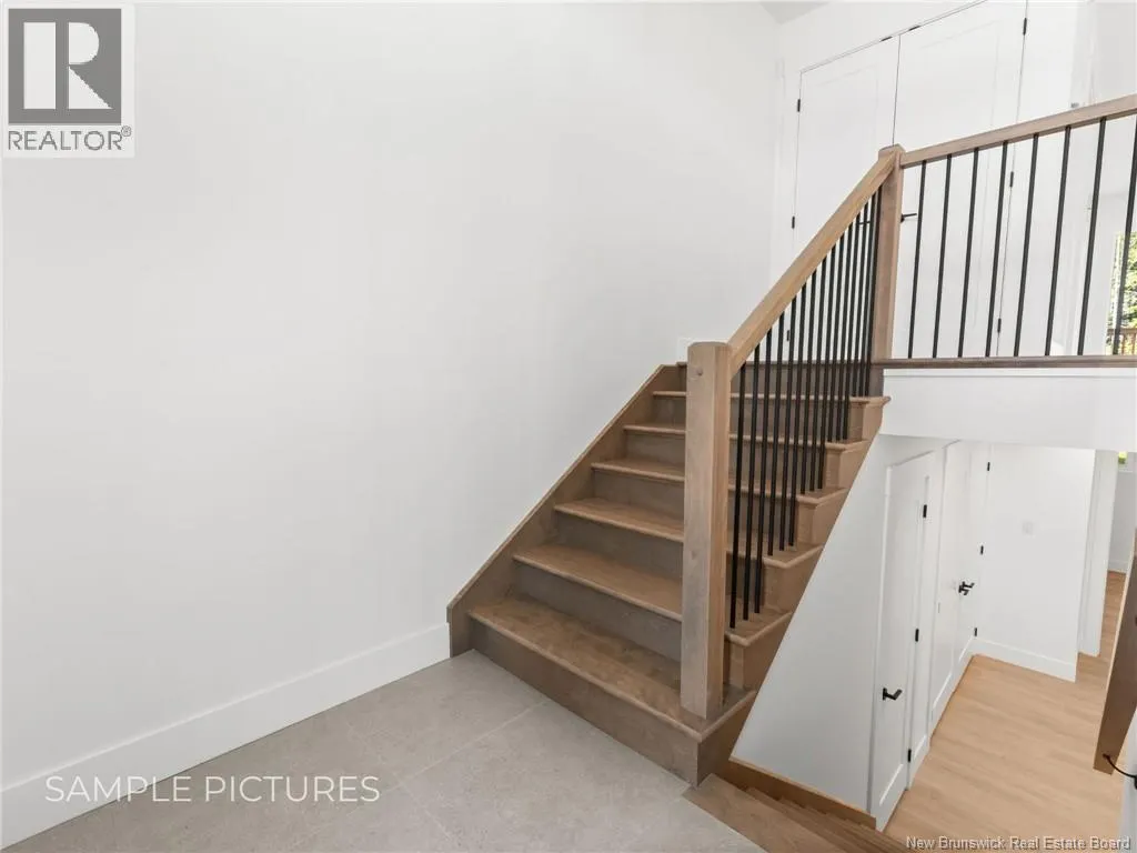 227 des Eleves Street