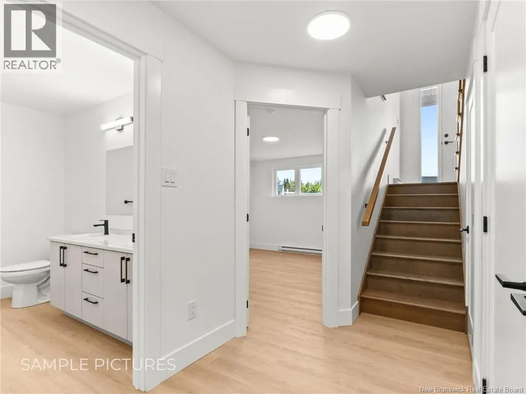 227 des Eleves Street