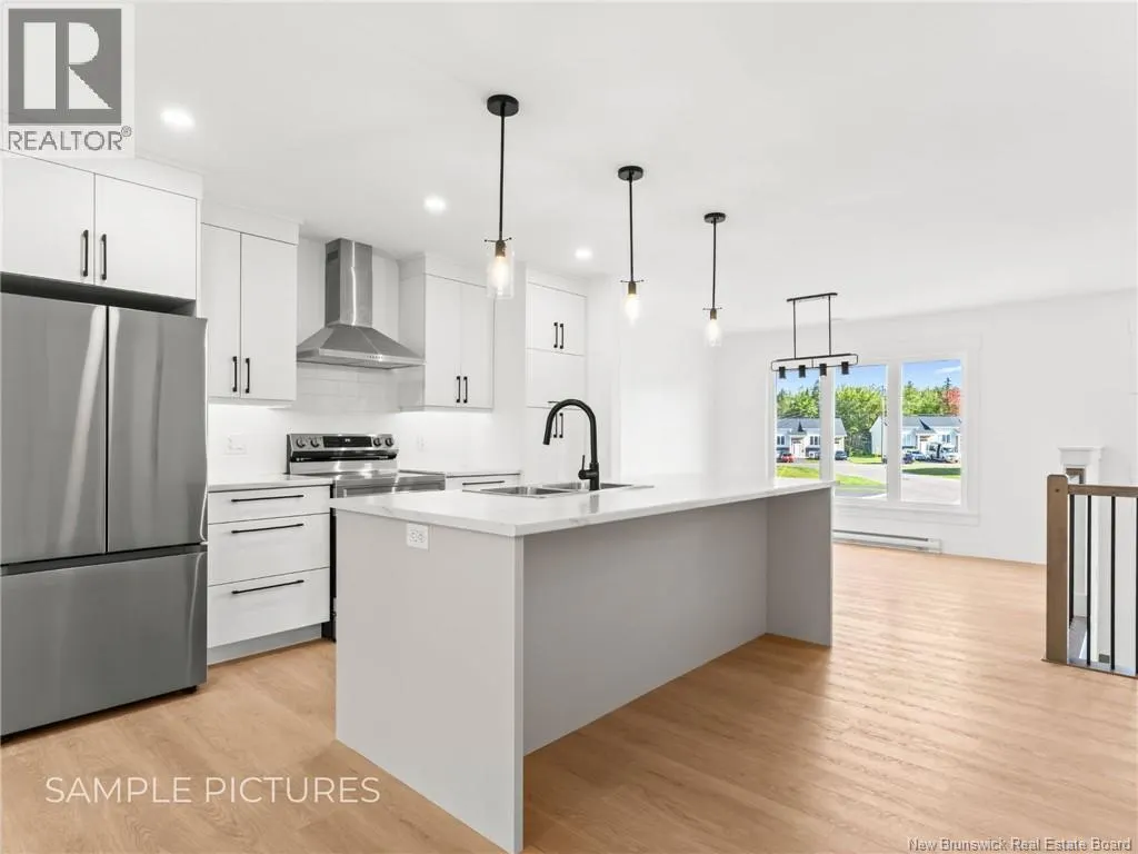 227 des Eleves Street