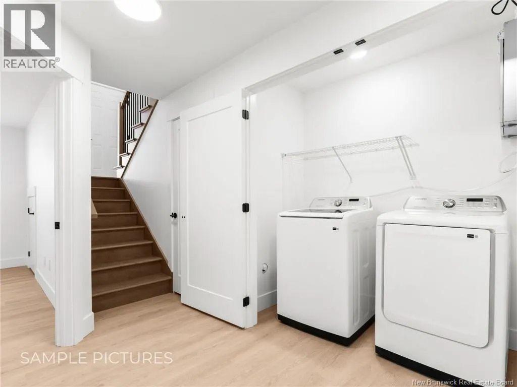 227 des Eleves Street