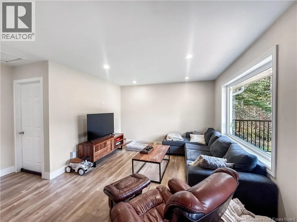 166 Murray Road