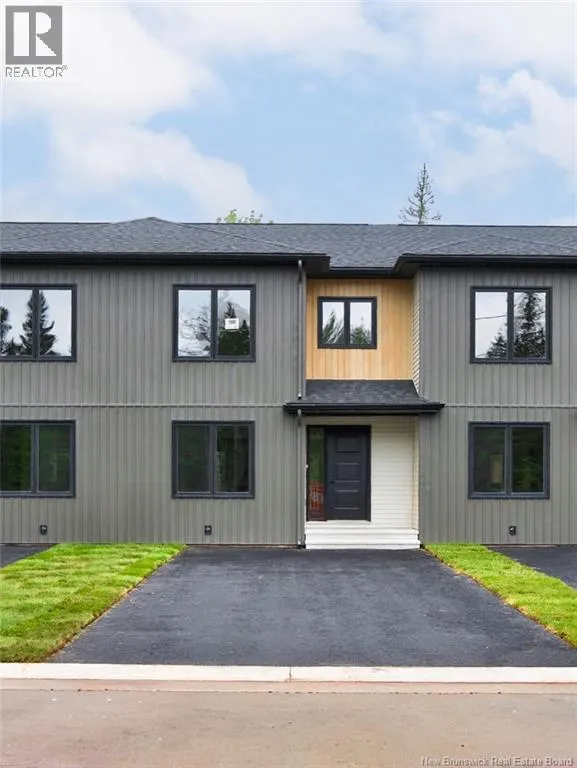 166 Des Eleves Street