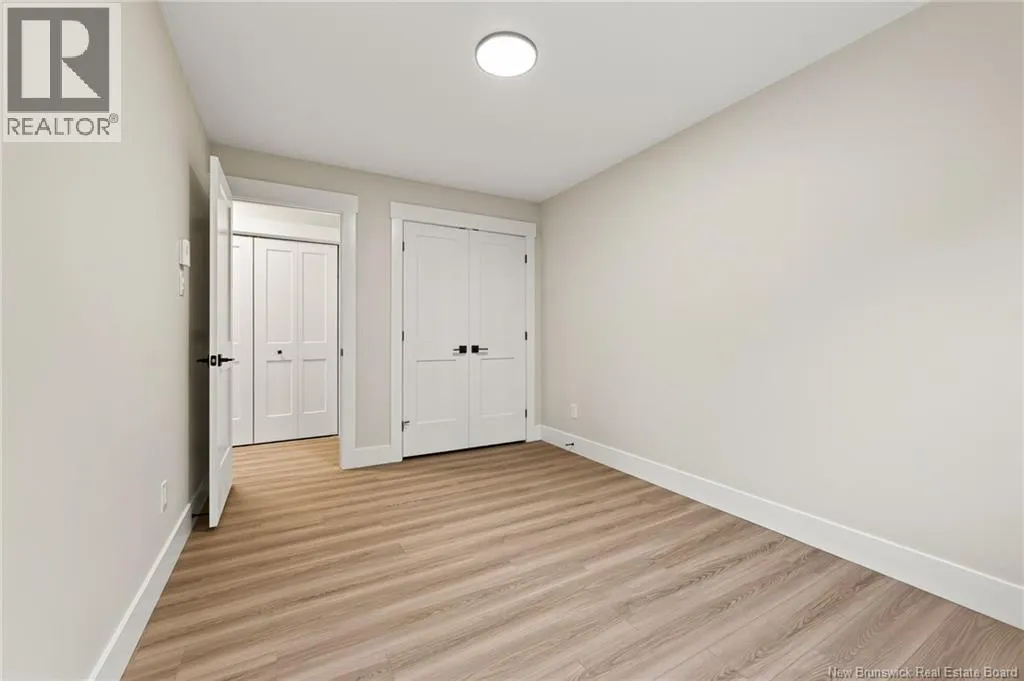 166 Des Eleves Street