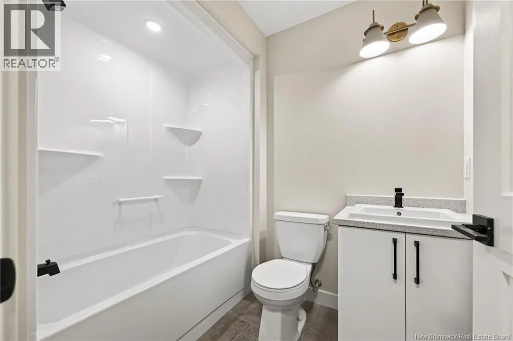 166 Des Eleves Street