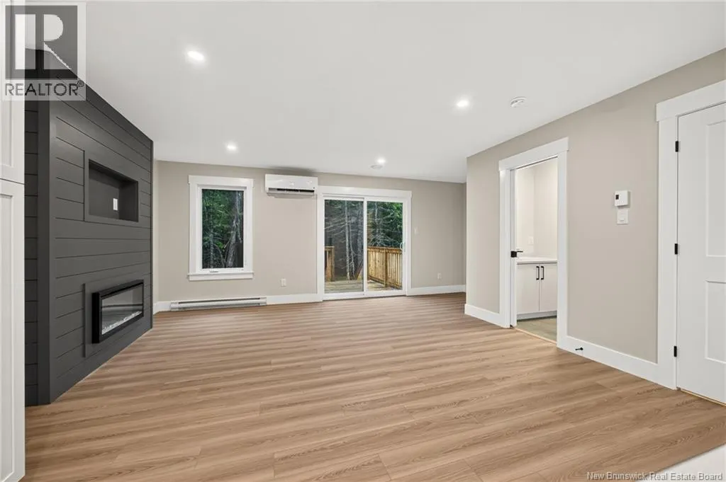 166 Des Eleves Street