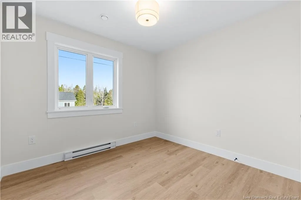 33 Denis Avenue