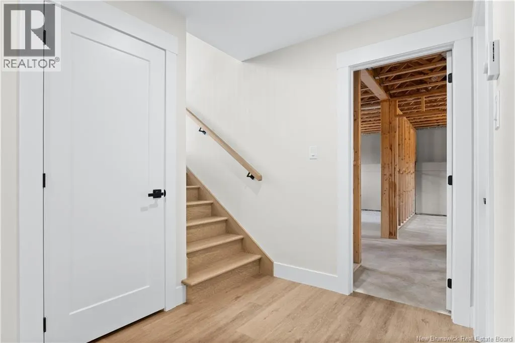 33 Denis Avenue