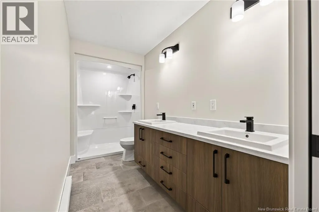 184 Des Eleves Street