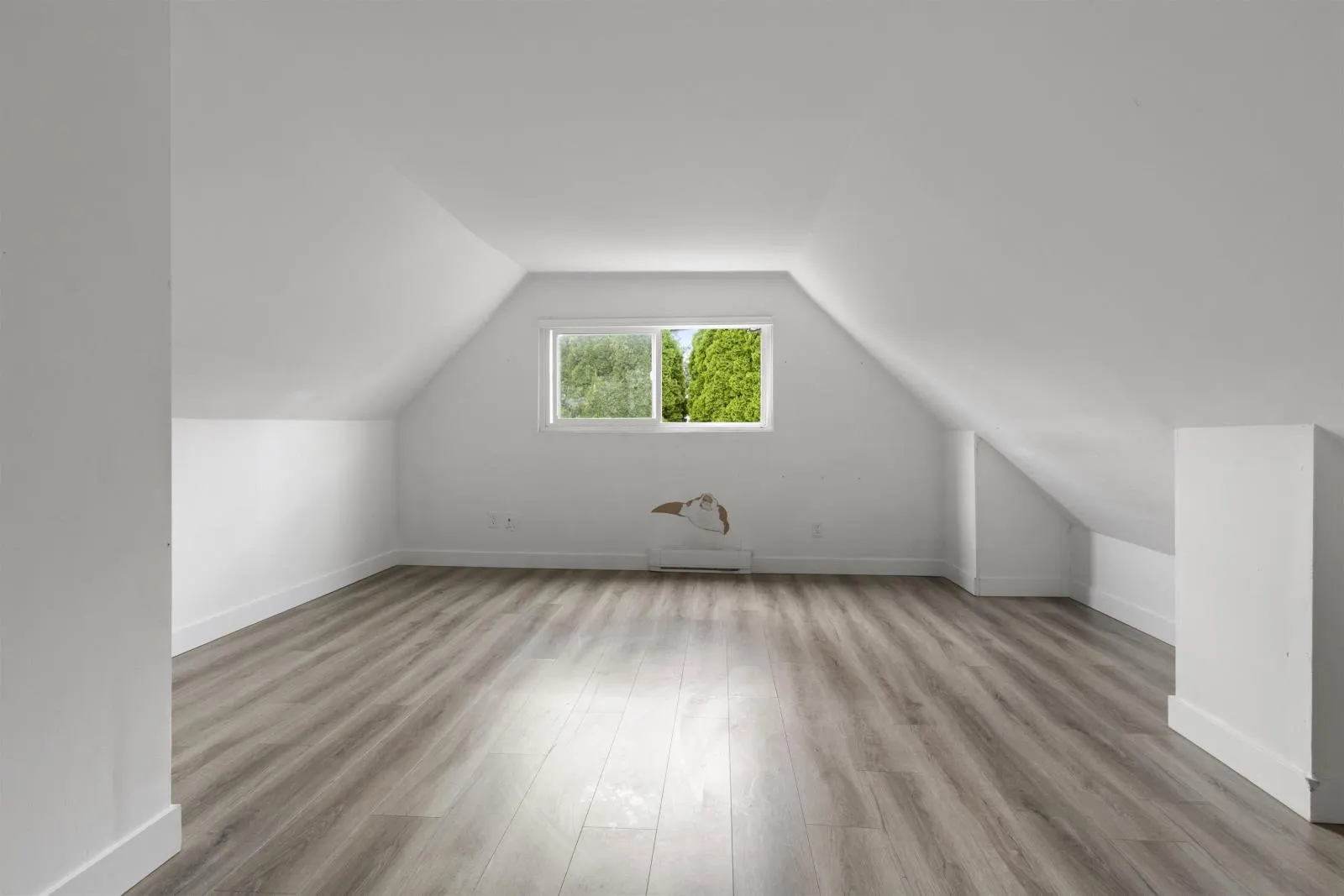 9112 BROADWAY ROAD|Chilliwack Proper East