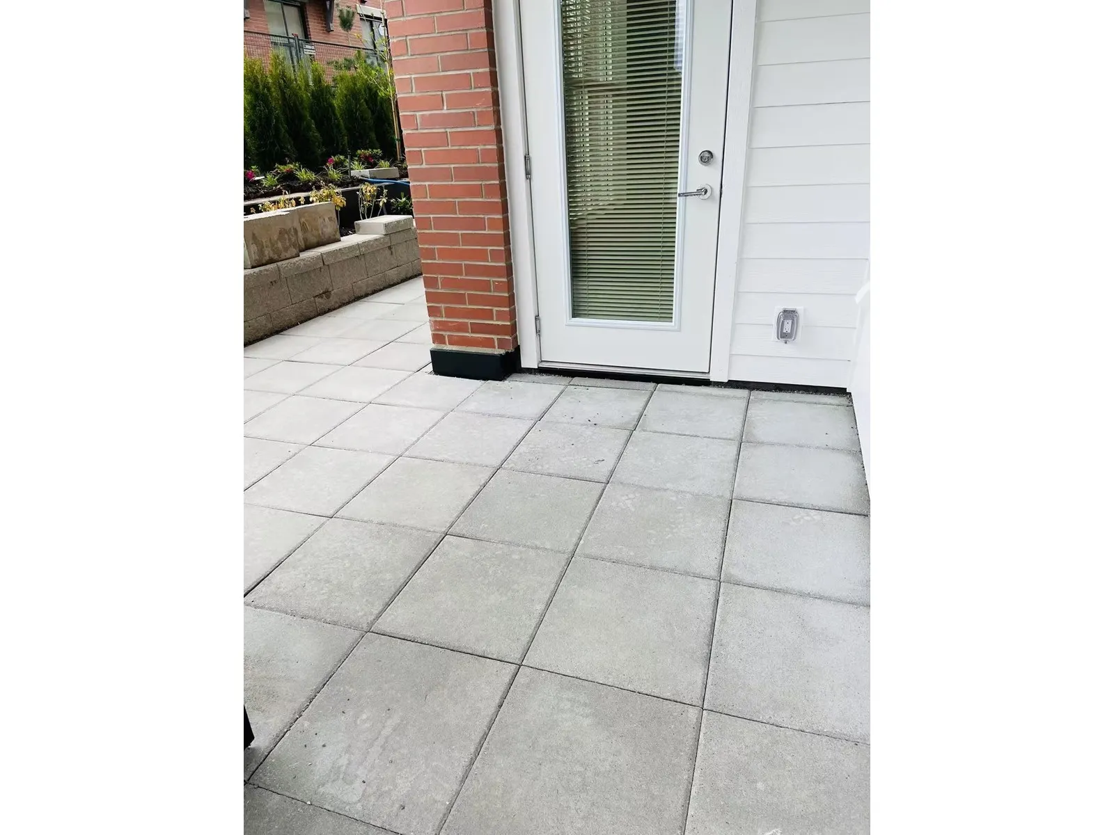 A105 8150 207 STREET