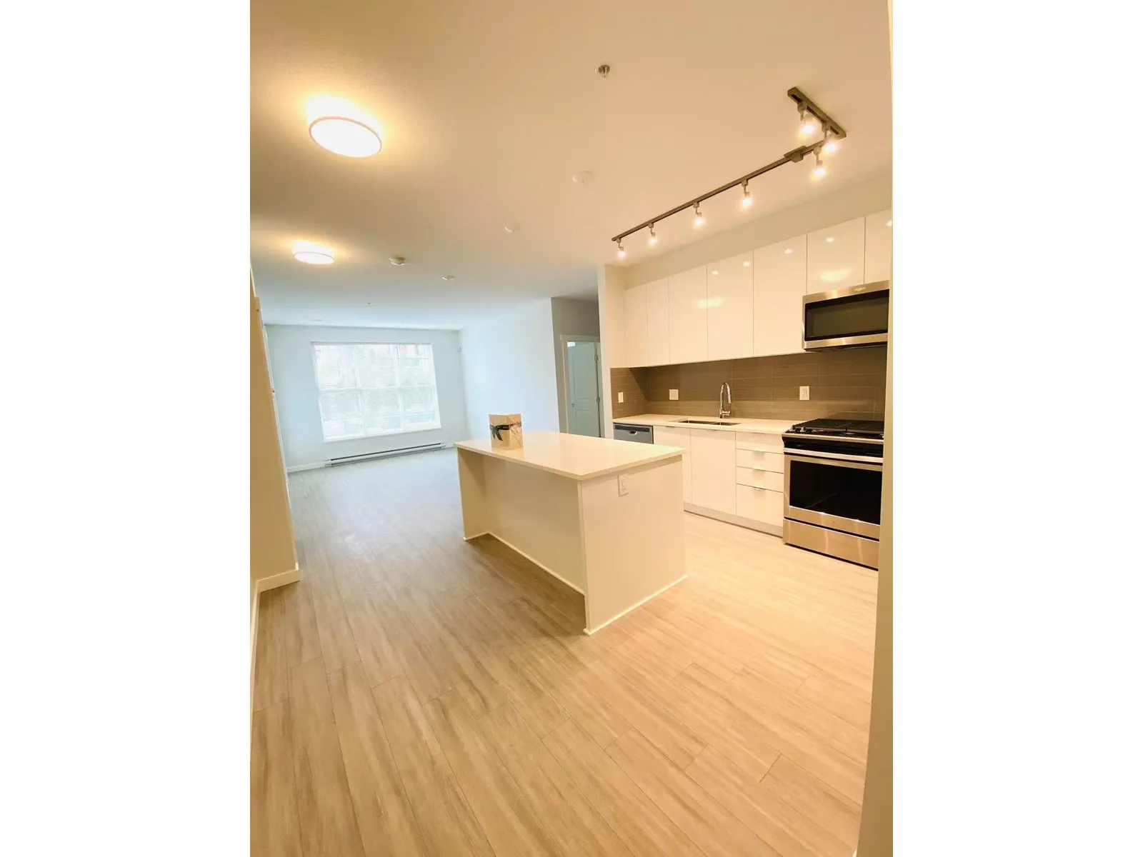A105 8150 207 STREET