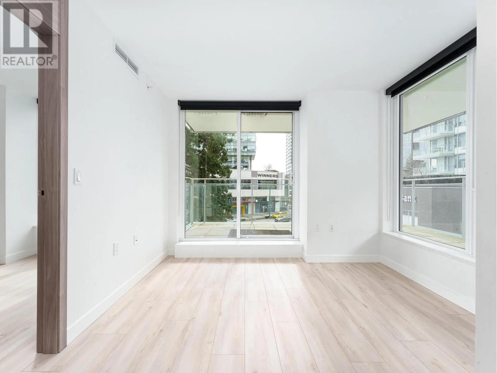 505 455 SW MARINE DRIVE