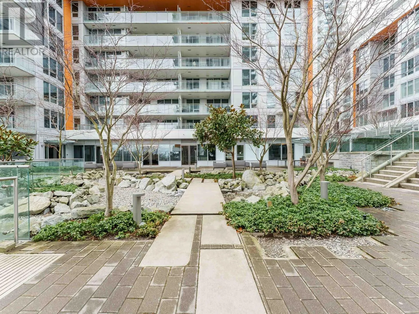 505 455 SW MARINE DRIVE