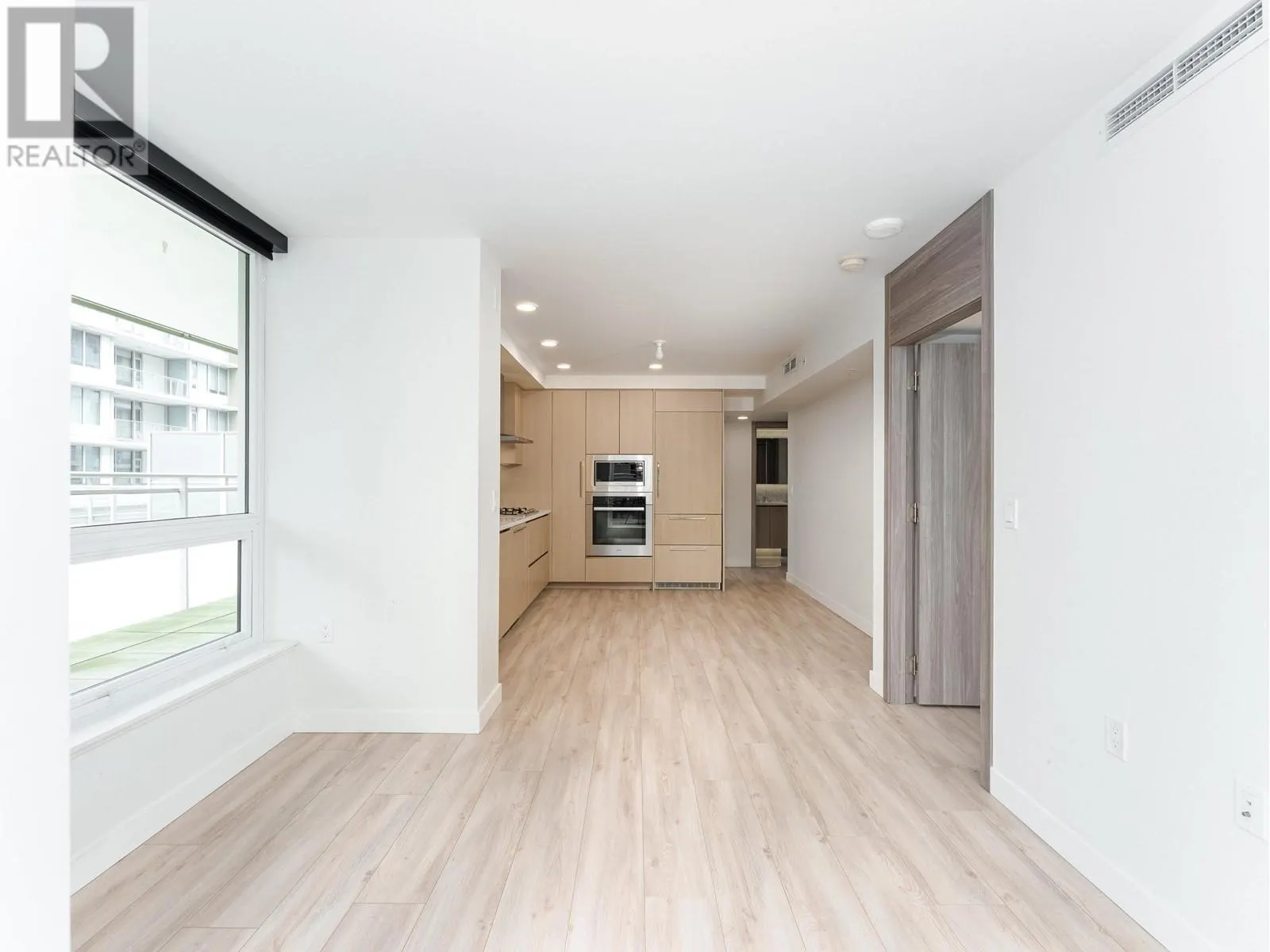 505 455 SW MARINE DRIVE