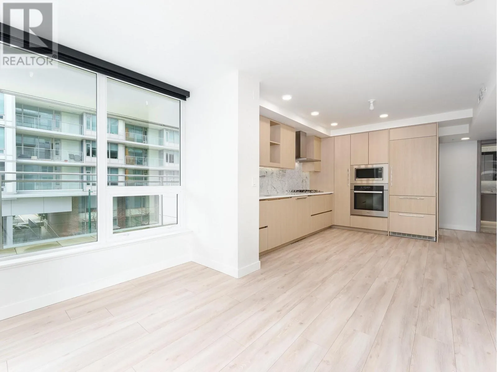 505 455 SW MARINE DRIVE