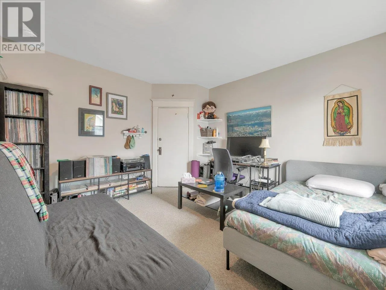 482 W 17TH AVENUE