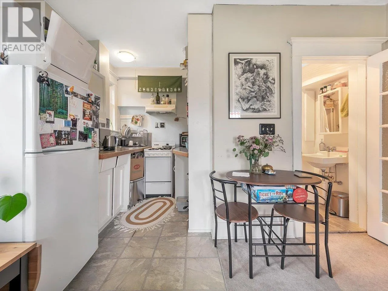 482 W 17TH AVENUE