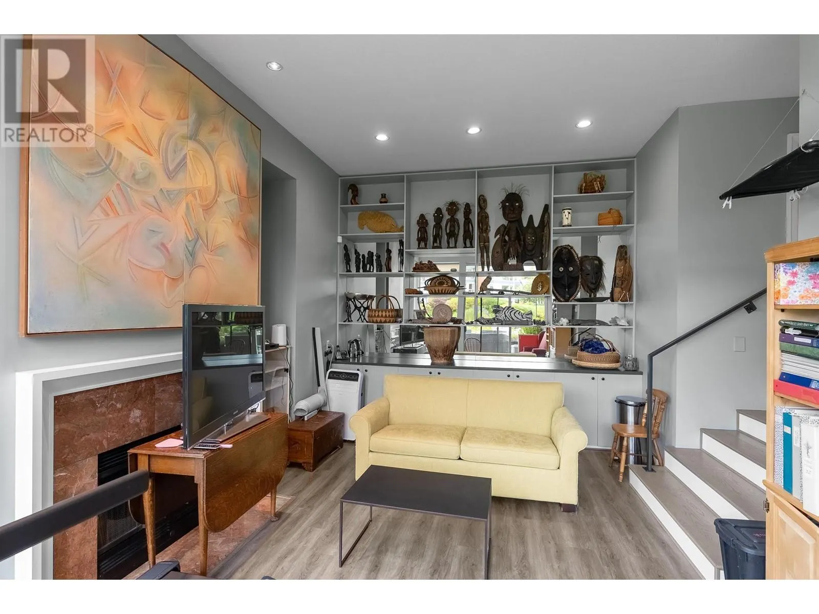 1596 ISLAND PARK WALK