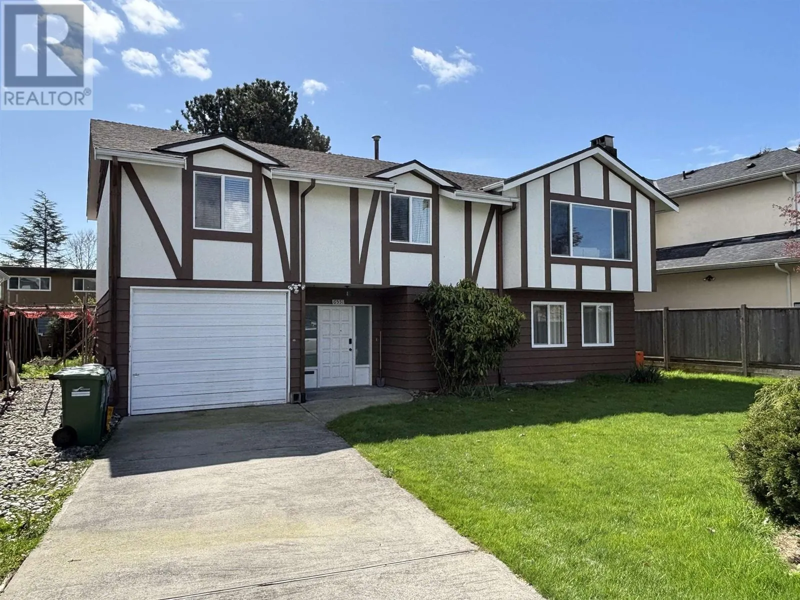 6551 AZURE ROAD