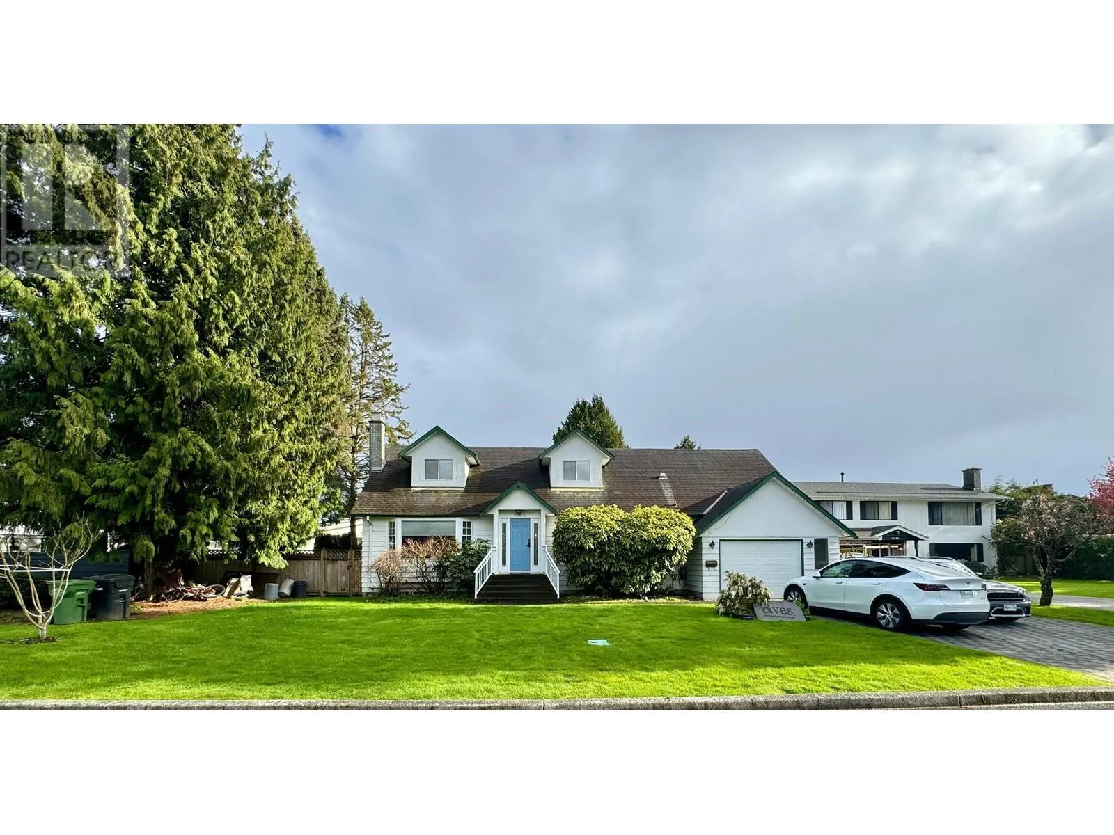 10800 ROCHDALE DRIVE