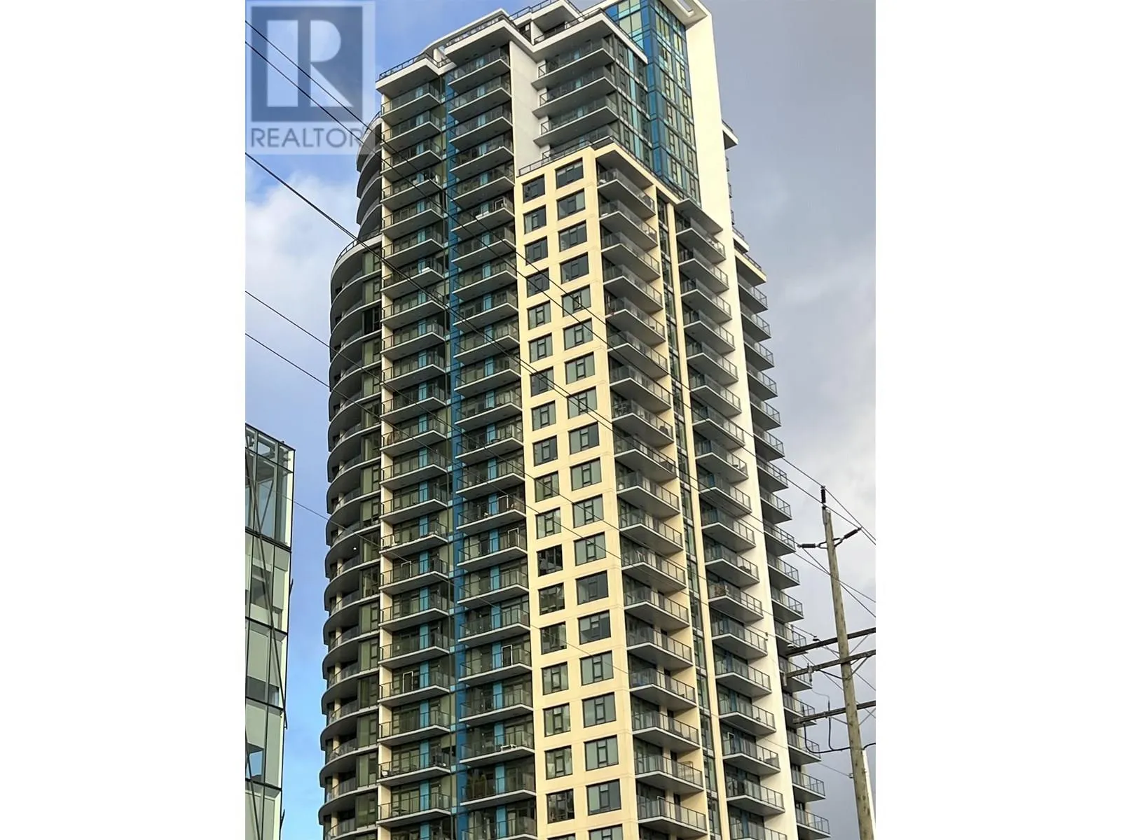 1702 7388 KINGSWAY AVENUE