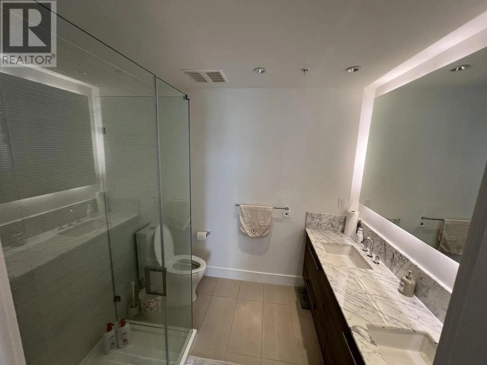 1702 7388 KINGSWAY AVENUE
