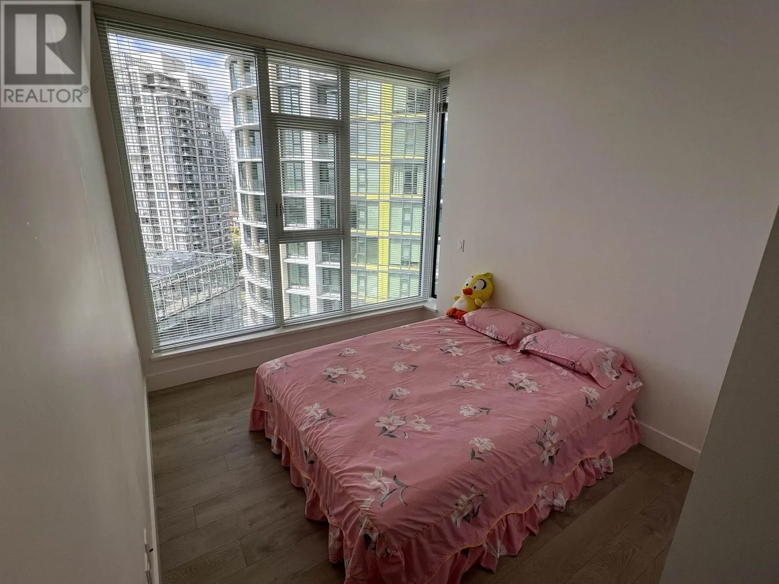 1702 7388 KINGSWAY AVENUE