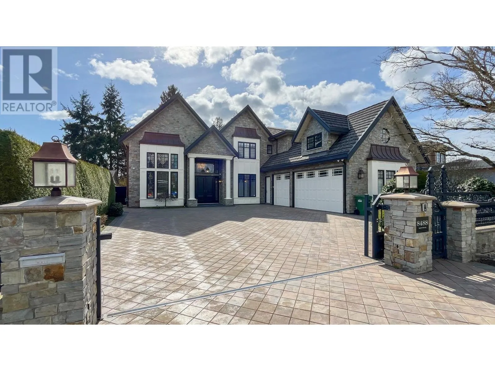 8488 ROBINSON ROAD