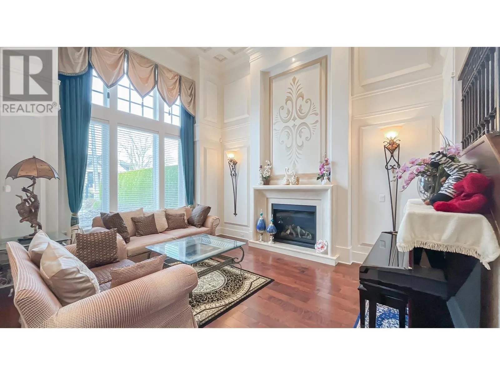 8488 ROBINSON ROAD