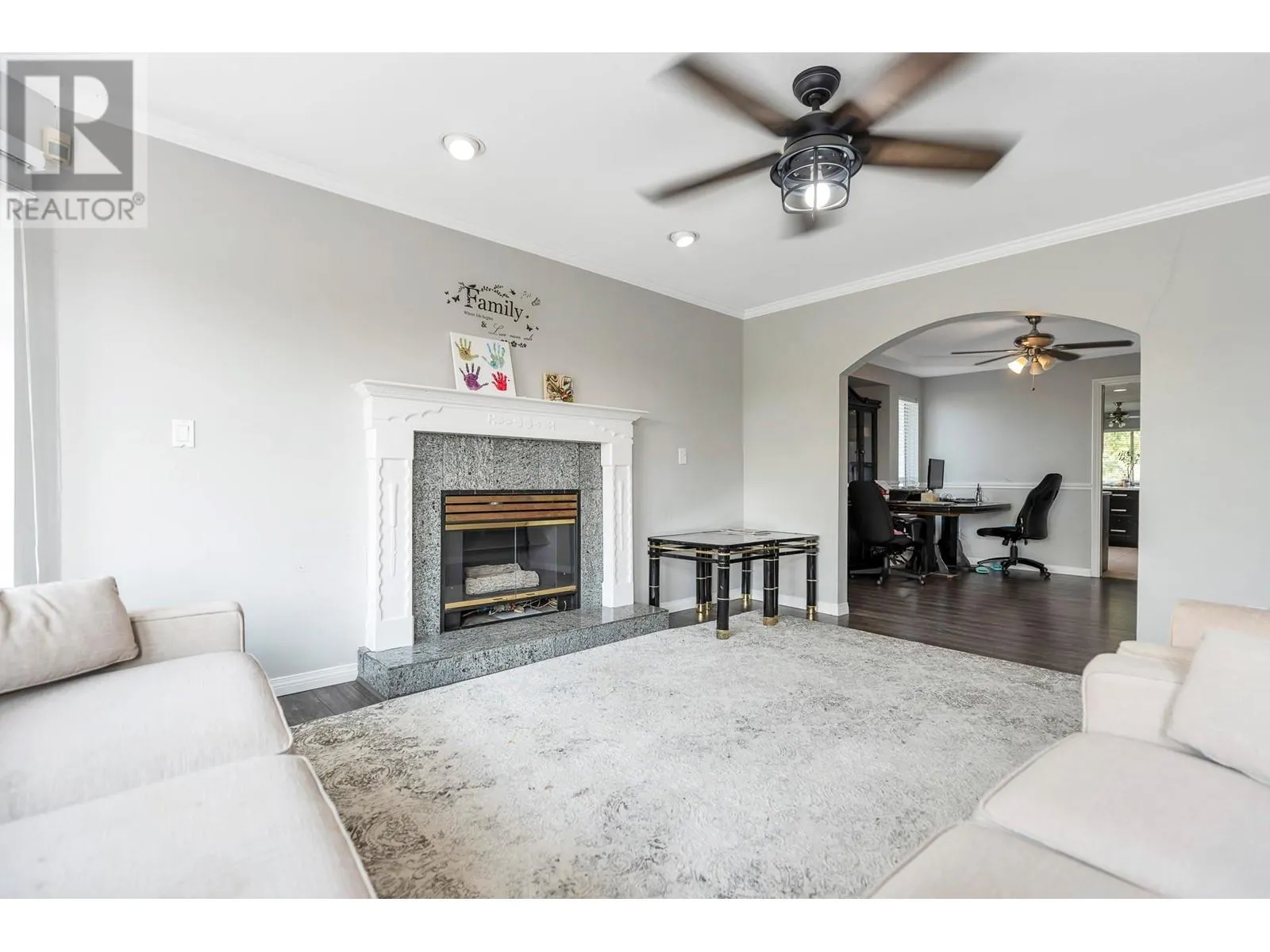 357 MCGILLIVRAY PLACE