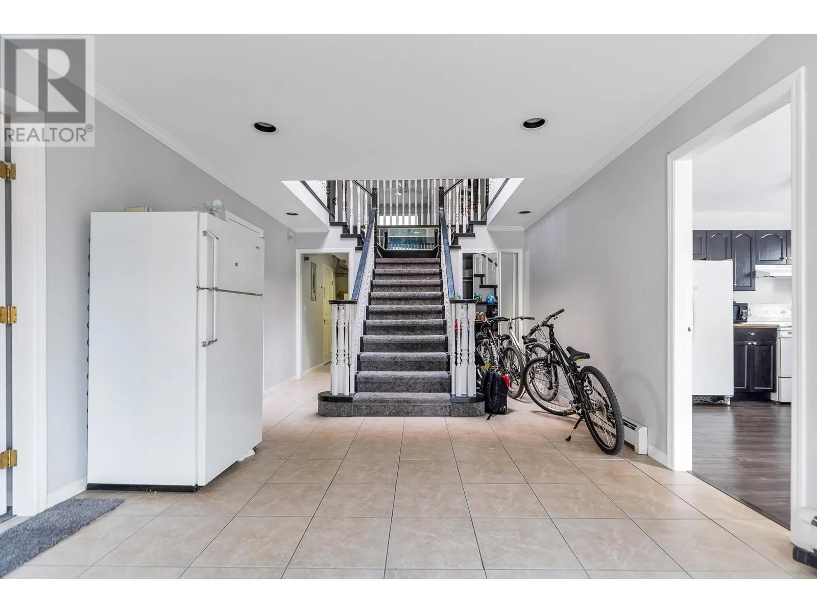 357 MCGILLIVRAY PLACE
