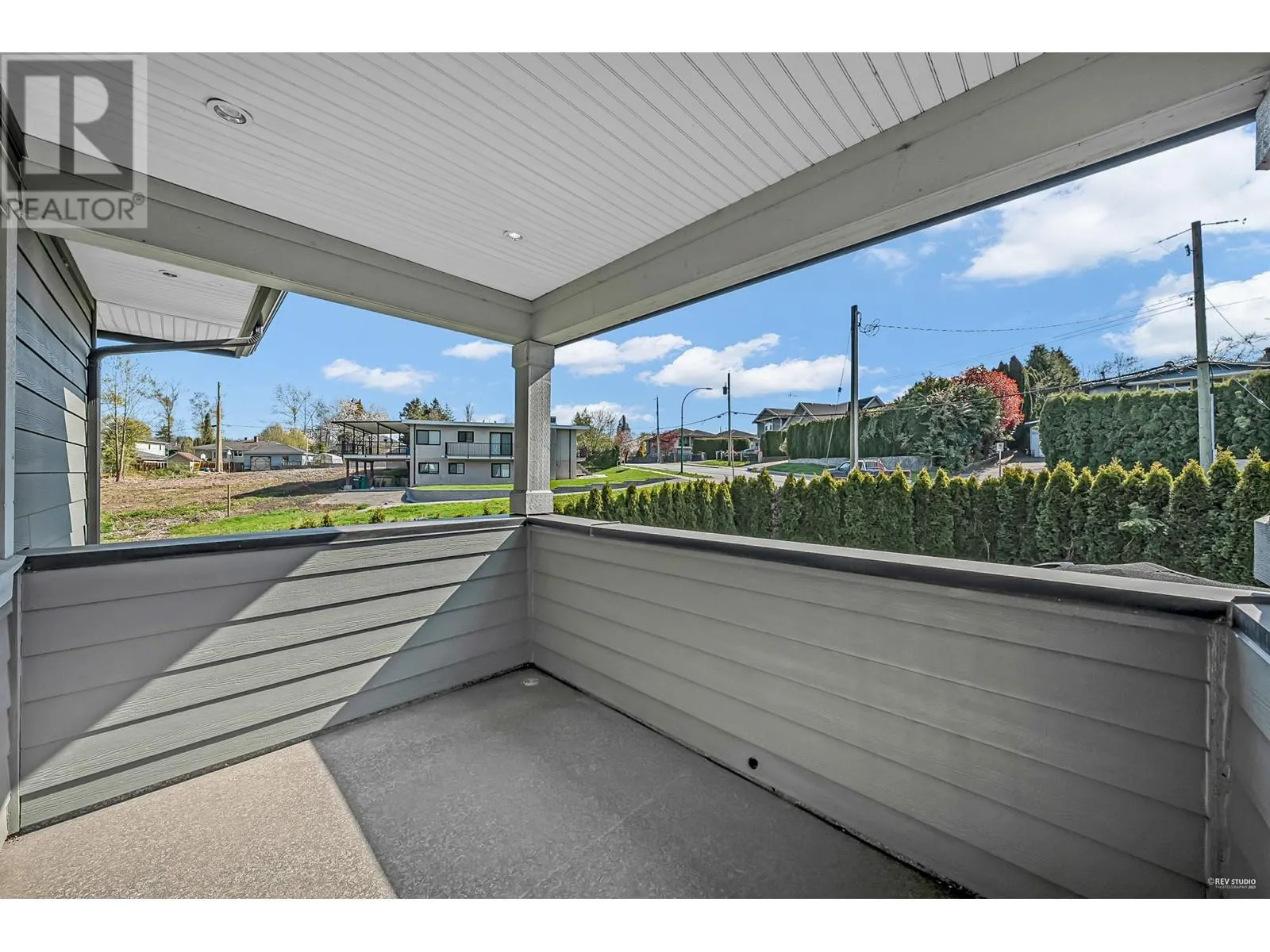 5488 CANADA WAY