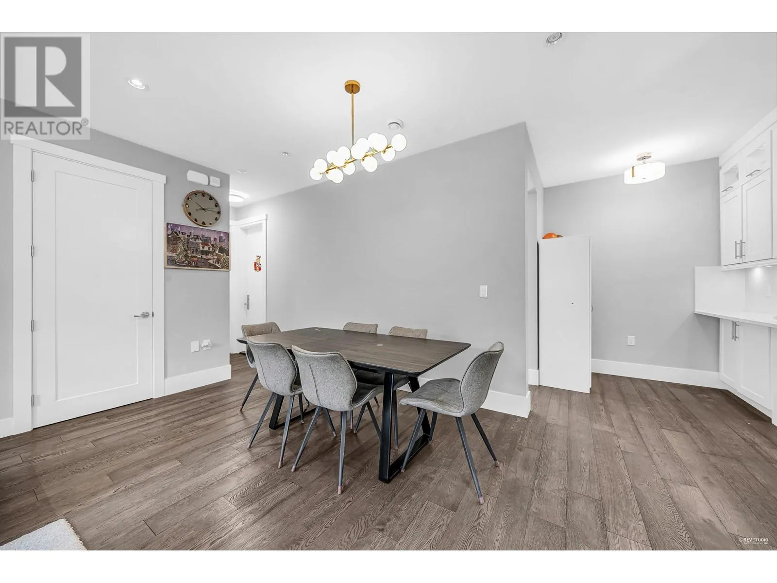 5488 CANADA WAY