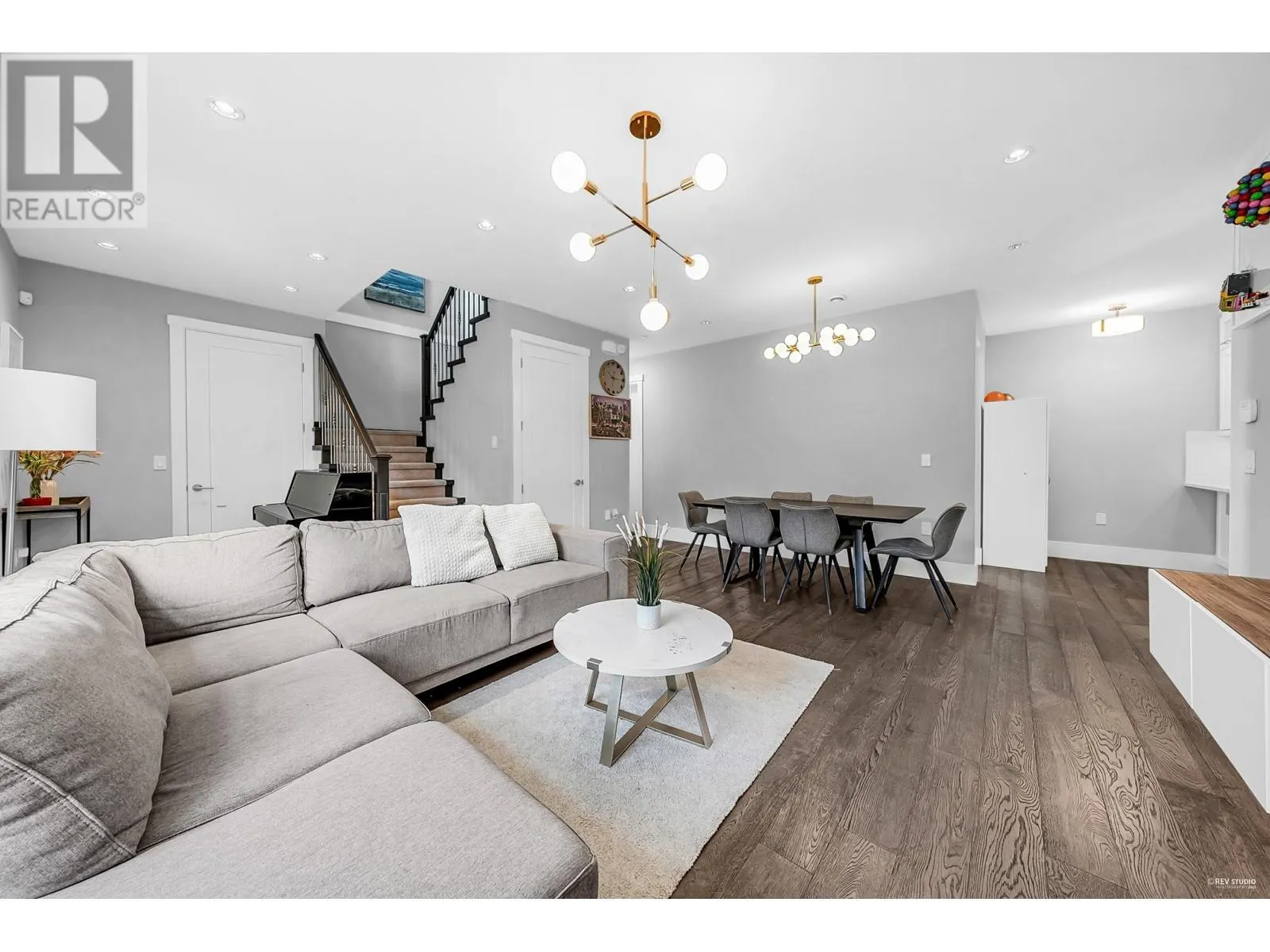 5488 CANADA WAY