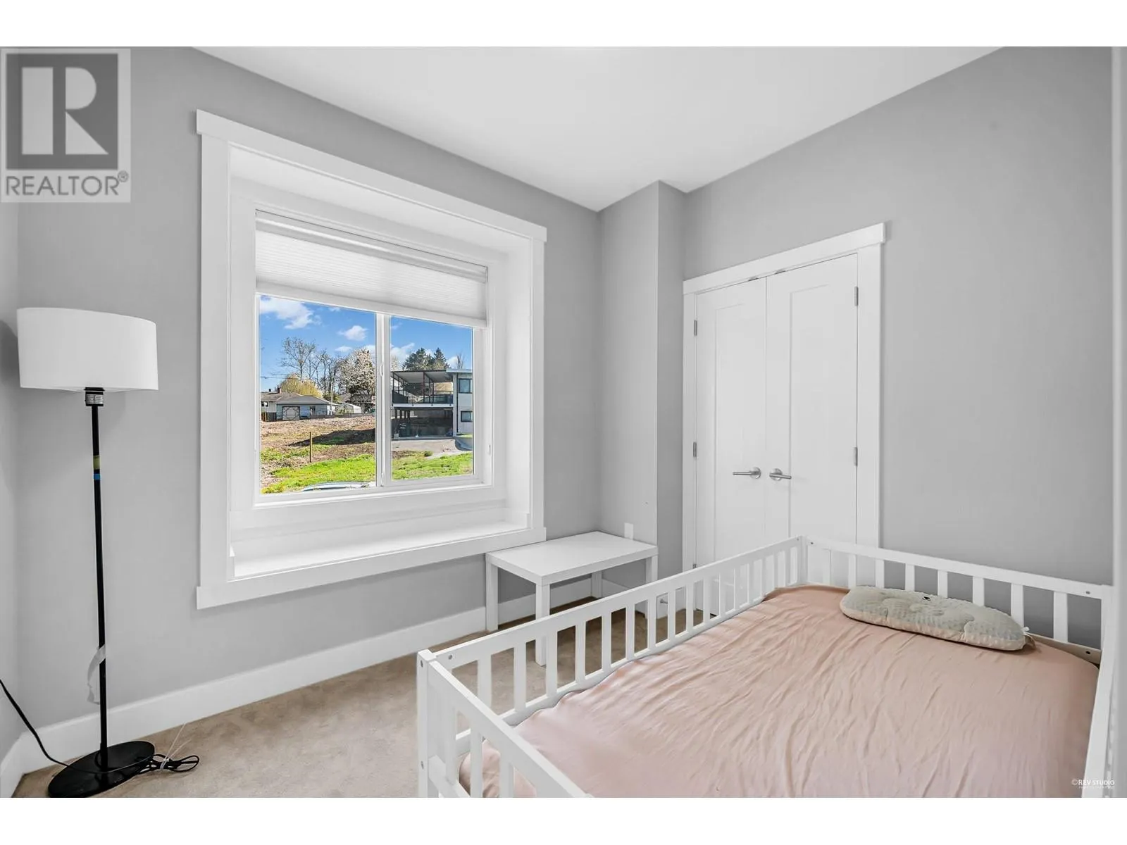 5488 CANADA WAY