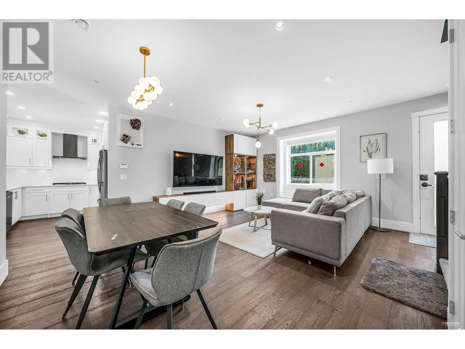 5488 CANADA WAY