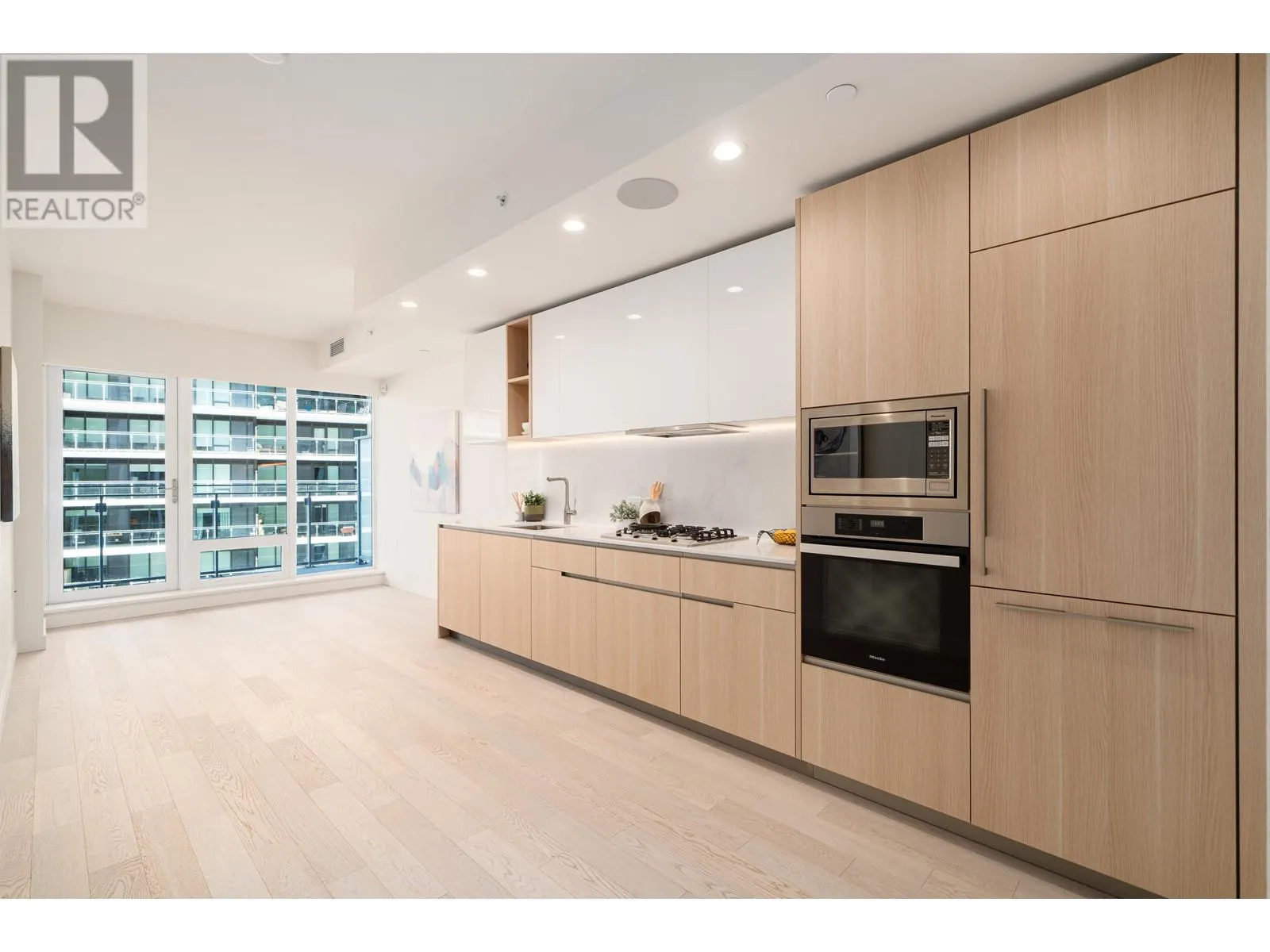 506 6811 PEARSON WAY
