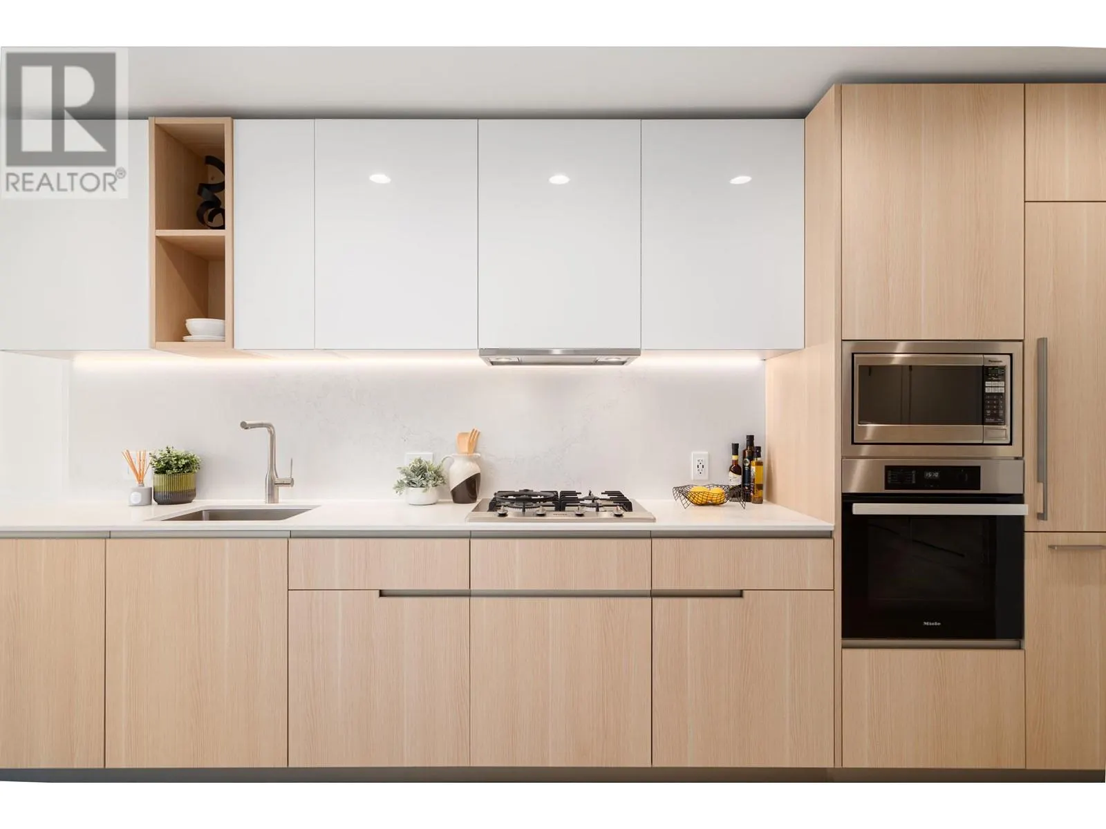 506 6811 PEARSON WAY