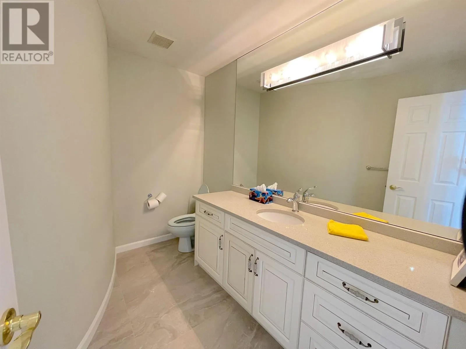 7371 SUNNYMEDE CRESCENT