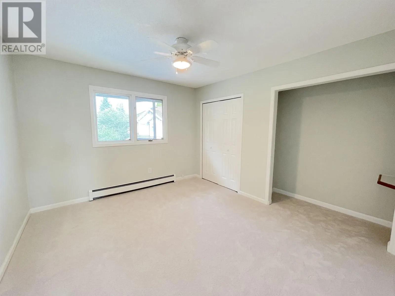 7371 SUNNYMEDE CRESCENT
