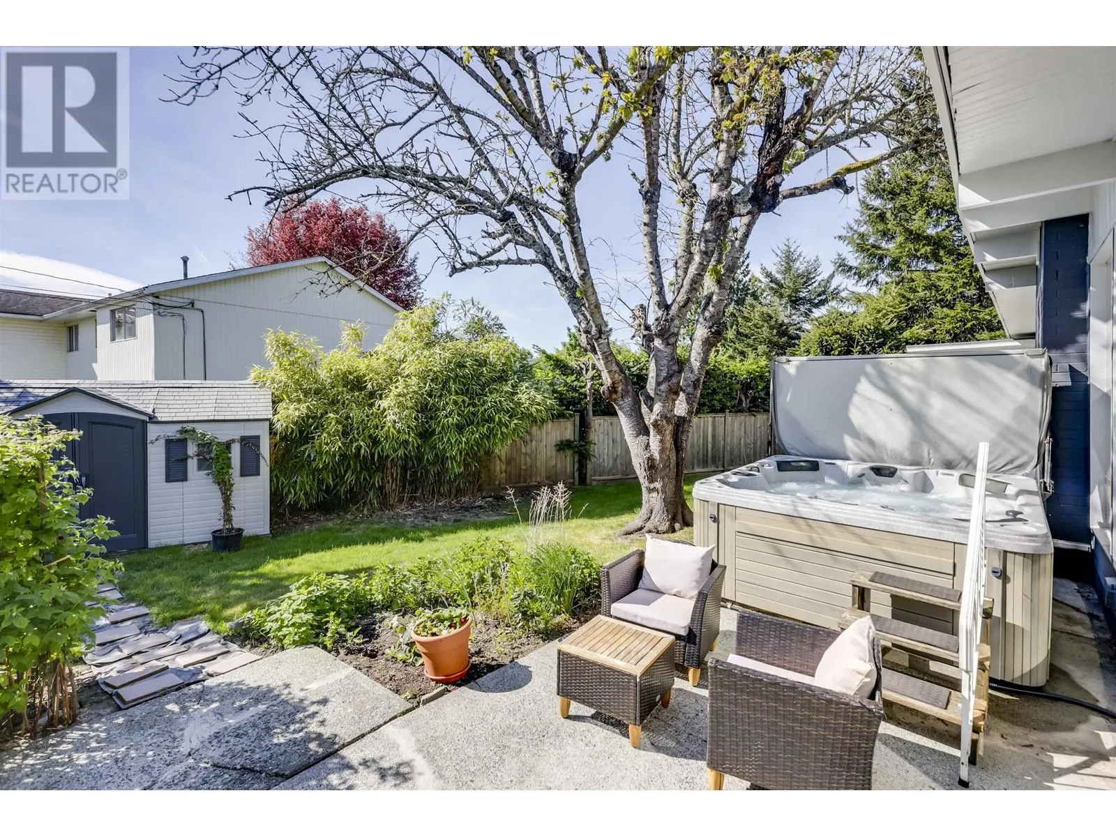10151 SEACOTE ROAD