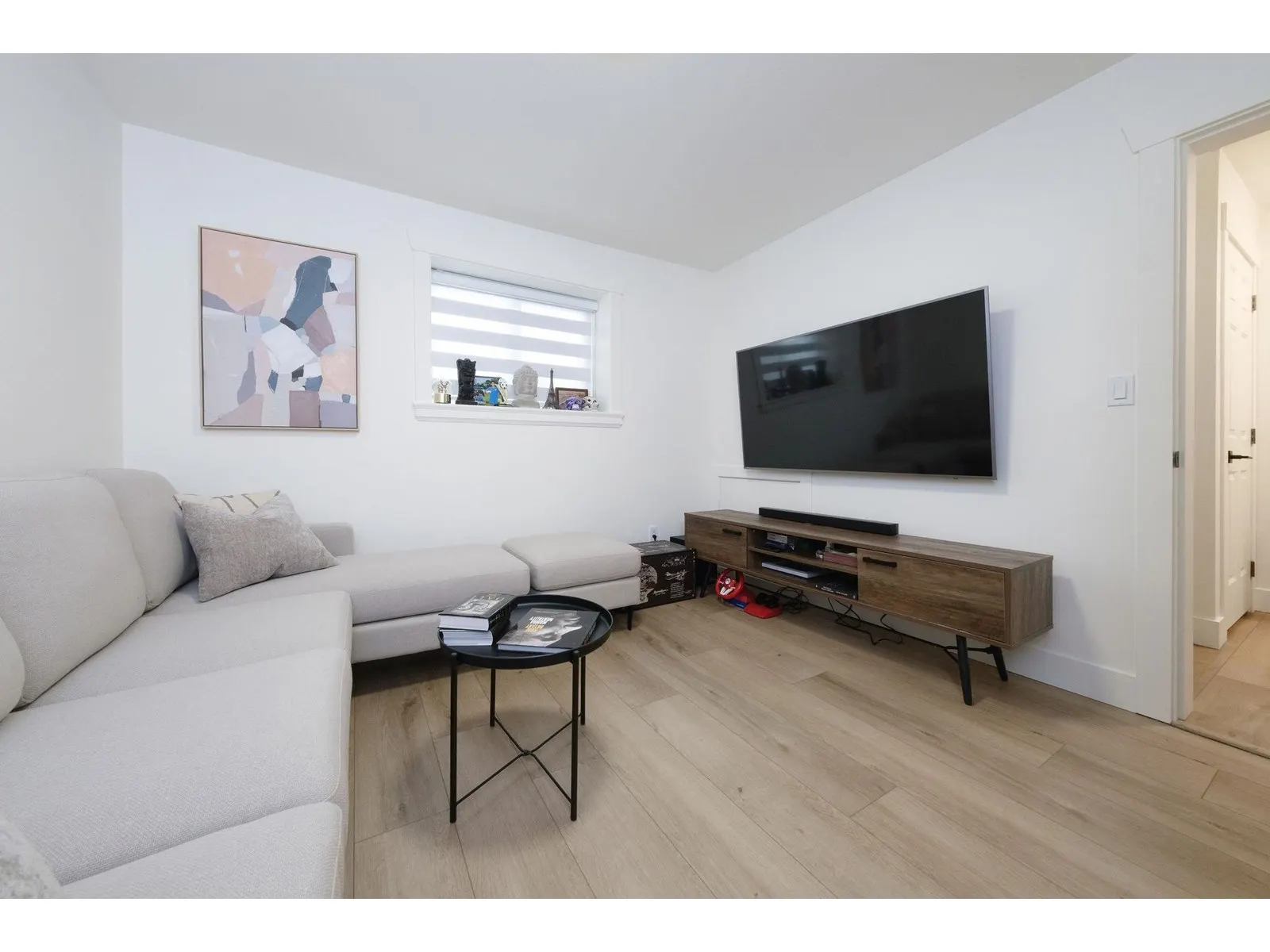 15022 60 AVENUE