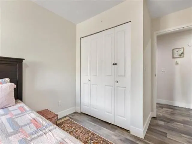 263 7493 140 STREET