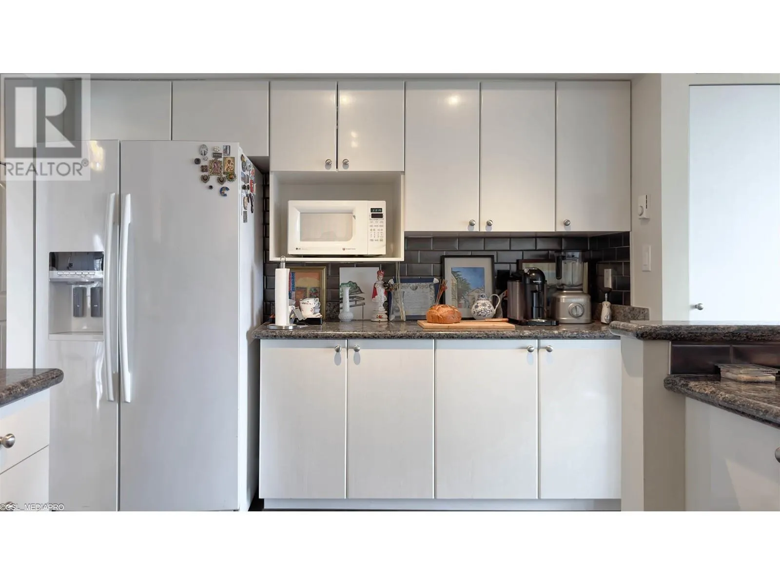 1701 8238 SABA ROAD