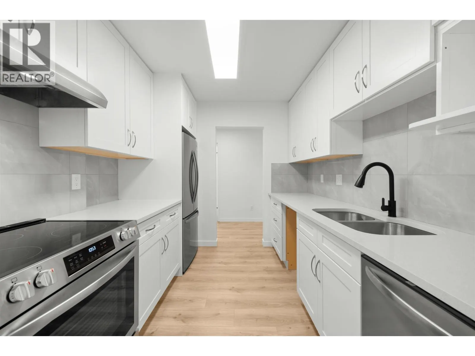 209 7631 STEVESTON HIGHWAY