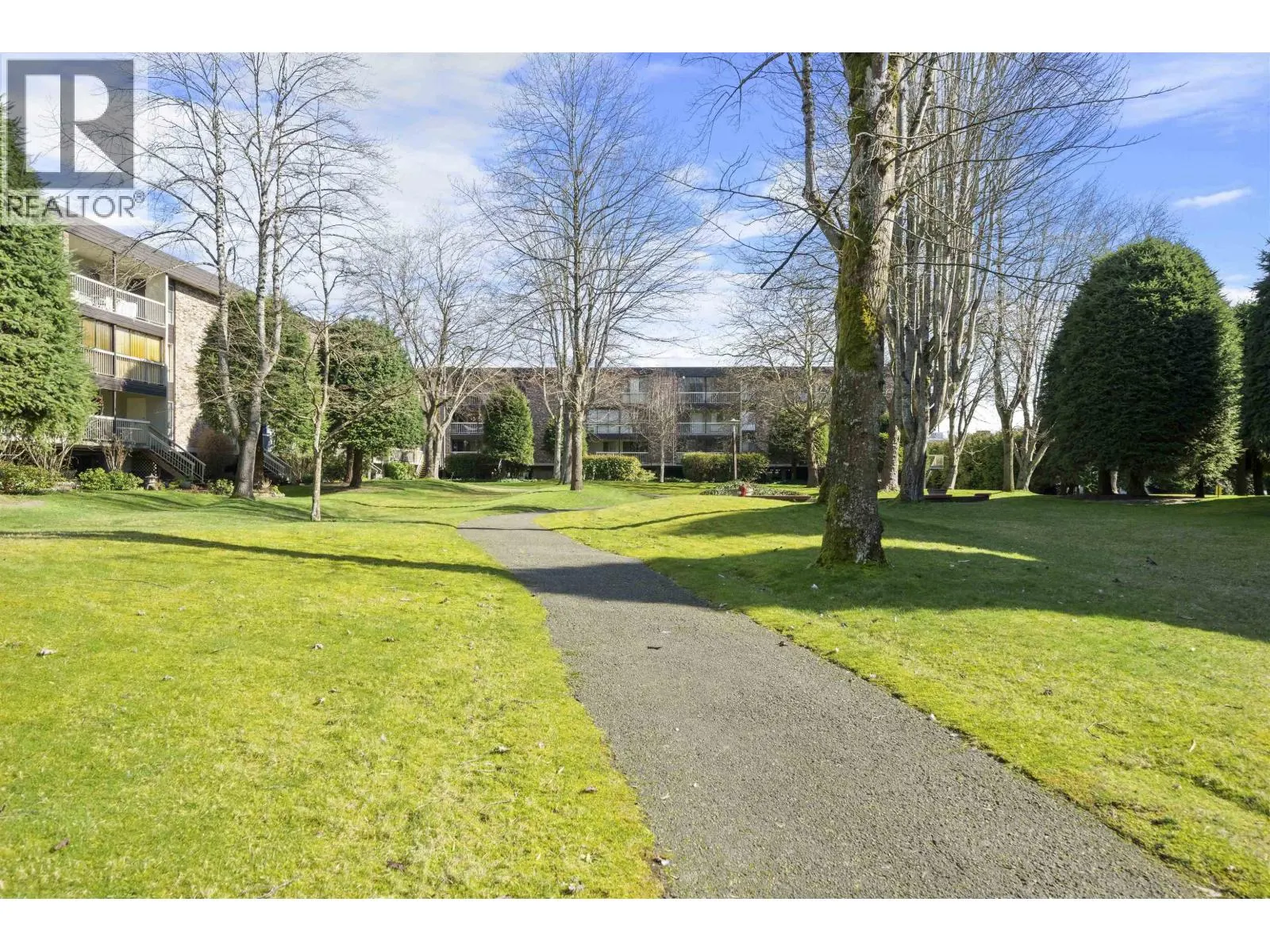 209 7631 STEVESTON HIGHWAY