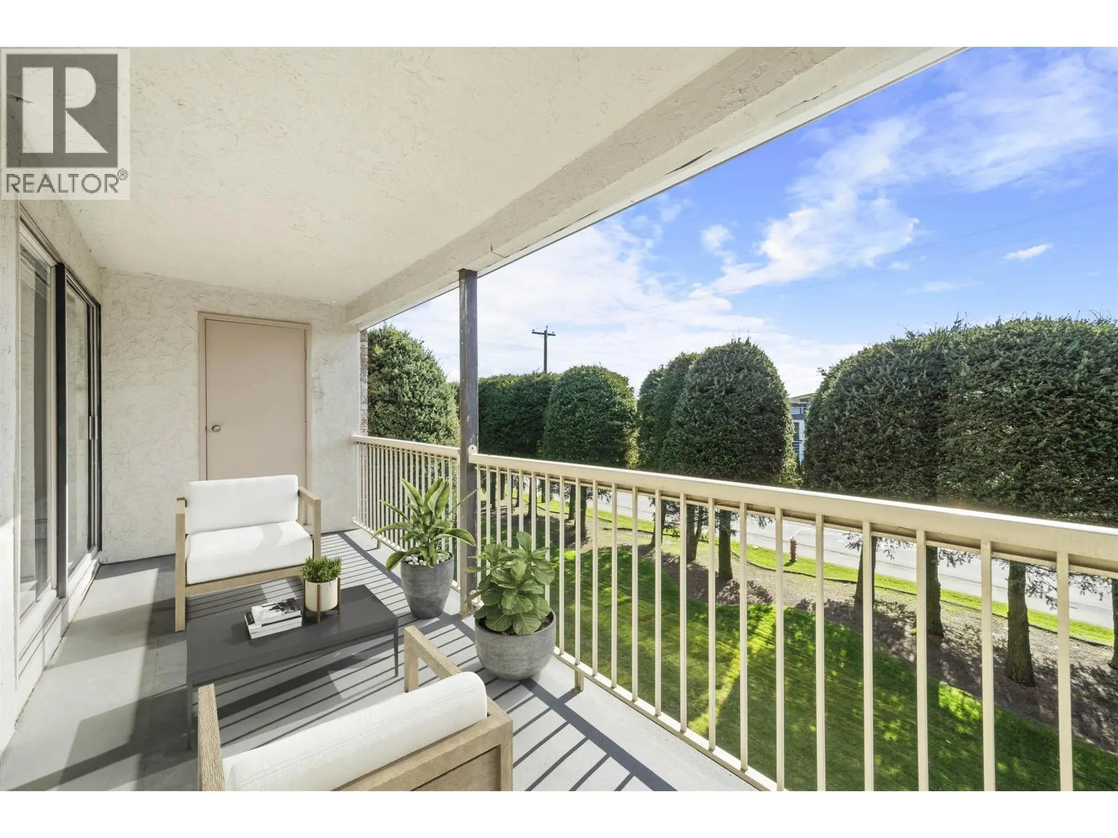 209 7631 STEVESTON HIGHWAY