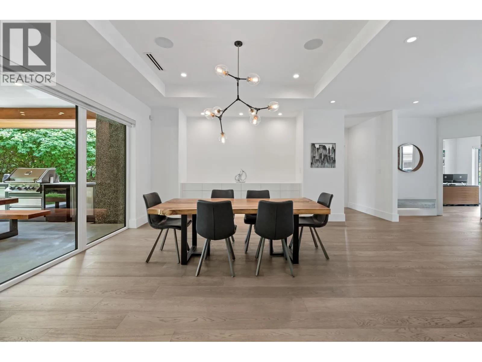 2381 WINDRIDGE DRIVE
